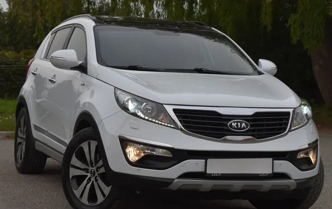 dolnośląskie Kia Sportage cena 52800 przebieg: 172480, rok produkcji 2012 z Pilawa